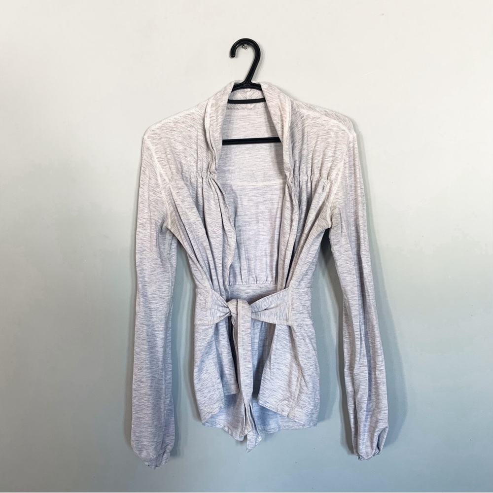 Lululemon 🇨🇦 • Cardigan